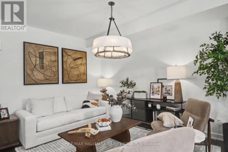 29431770/1126-spoor-street/rural-kanata-central/ottawa/ontario/K2W0N4_2