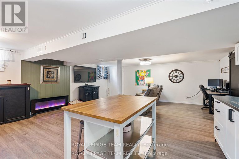 29039125/565-dufferin-street-w/winchester/north-dundas/ontario/K0C2K0_26