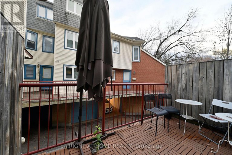 28372154/c-90-templeton-street/sandy-hill/ottawa/ontario/K1N6X3_7