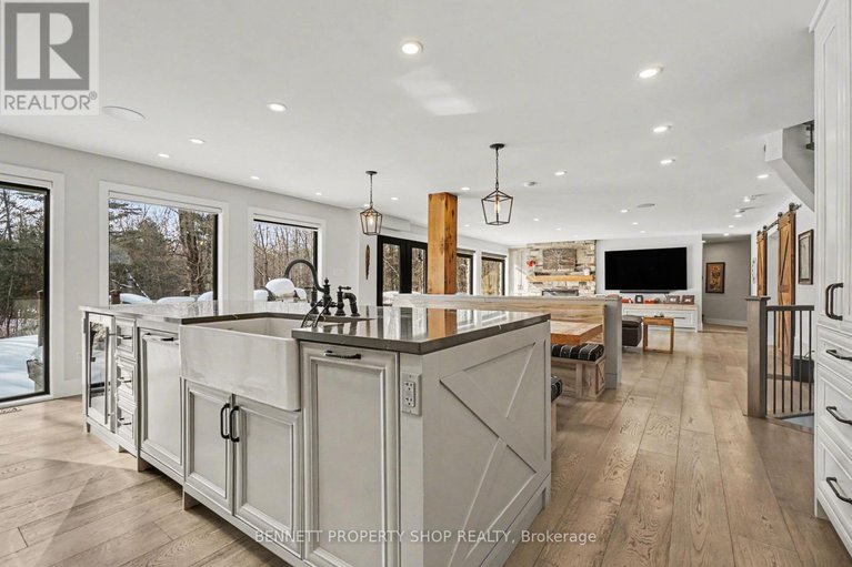 29379776/645-canary-street/navan/ottawa/ontario/K4B1H3_17