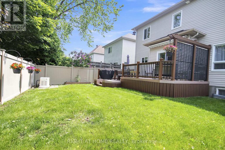 28495387/13-sirocco-crescent/stittsville-north/ottawa/ontario/K2S1Z7_38