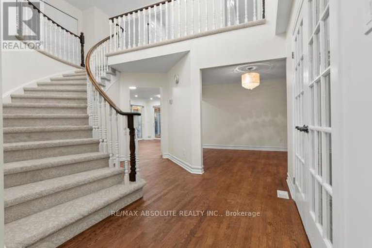28975181/6-howard-court/hearts-desire/ottawa/ontario/K2J3Z8_8