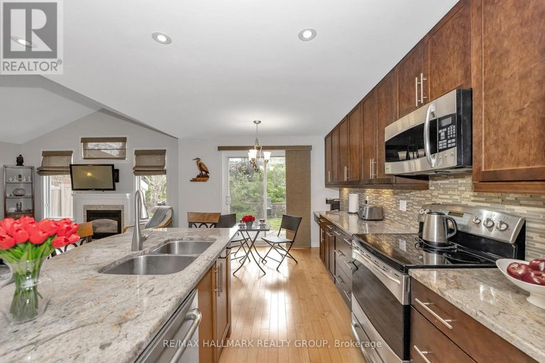 28326552/61-kimberwick-crescent/quinterra/ottawa/ontario/K1V0W6_11