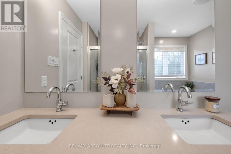 28825621/177-hickstead-way/stittsville-south/ottawa/ontario/K2S2B5_33