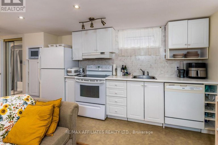 28591498/1941-haig-drive/elmvale-acres/ottawa/ontario/K1G2J9_27