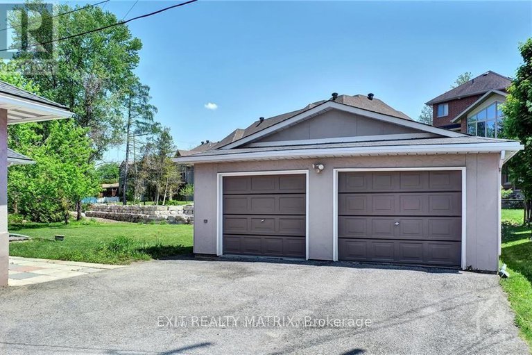 28677372/3243-riverside-drive/mooneys-bayrevelstoke/ottawa/ontario/K1V8N8_2