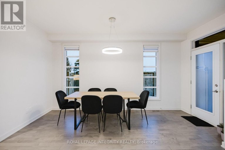 29495851/900-chipping-circle/riverside-southgloucester-glen/ottawa/ontario/K4M0E7_15