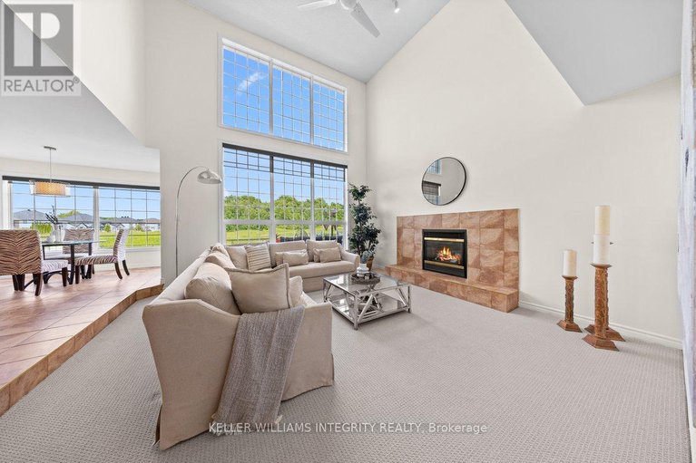 28490168/16-blackshire-circle/stonebridge/ottawa/ontario/K2J5L8_18