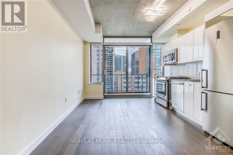 29456393/1109-224-lyon-street-n/ottawa-centre/ottawa/ontario/K1R0C1_17