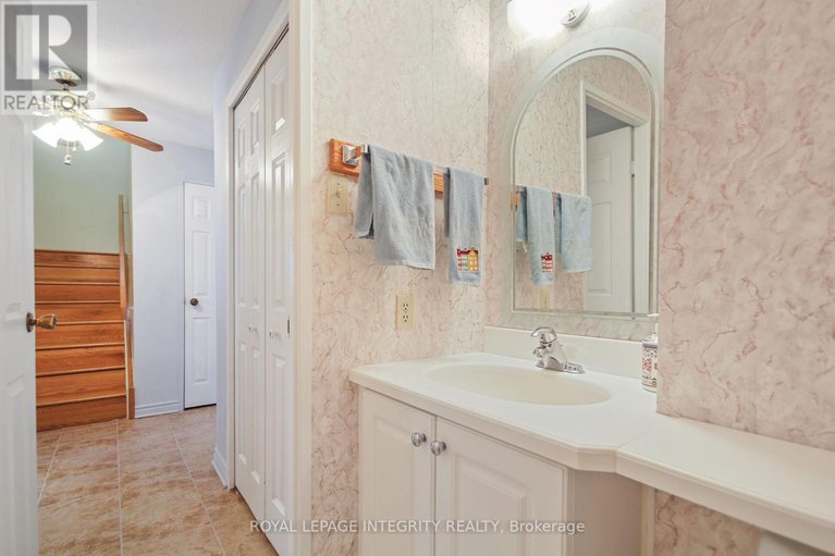 29276381/114-2650-southvale-crescent/sheffield-glenindustrial-park/ottawa/ontario/K1B4S9_31