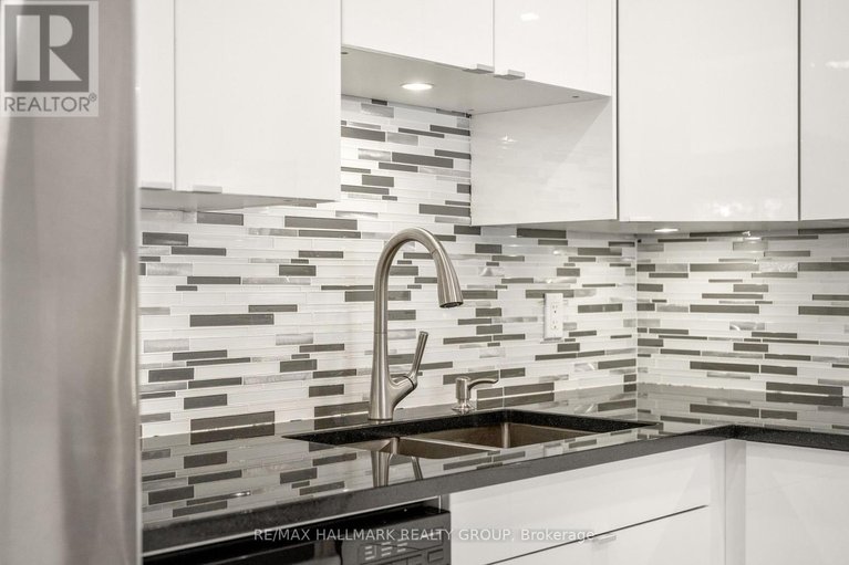 29537111/14-wrenwood-crescent/centrepointe/ottawa/ontario/K2G5V3_12