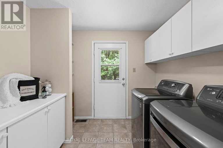 28884146/1376-river-road/manotick-east-to-manotick-station/ottawa/ontario/K4M1B4_15