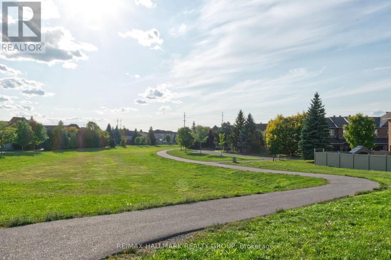 28848504/2239-brockstone-crescent/avalon-east/ottawa/ontario/K4A4V5_39