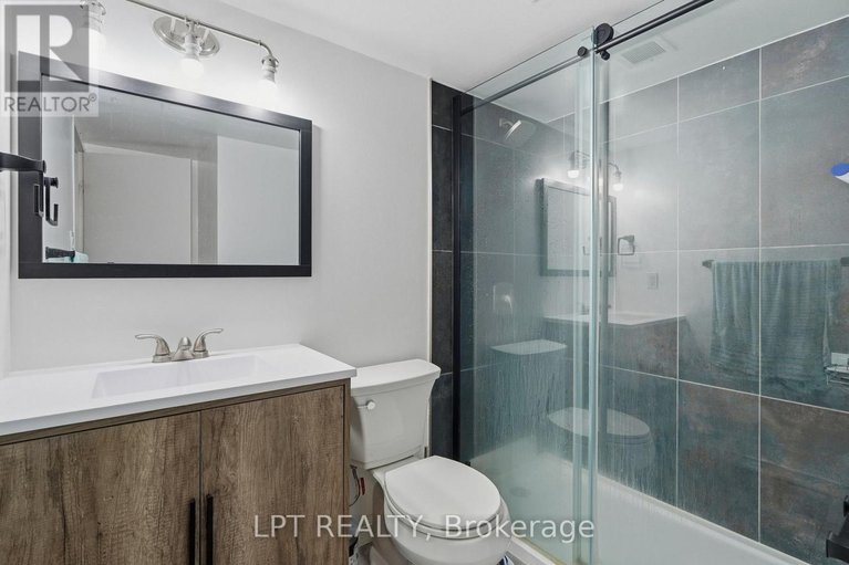 29687992/1112-555-brittany-drive/viscount-alexander-park/ottawa/ontario/K1K4C5_21