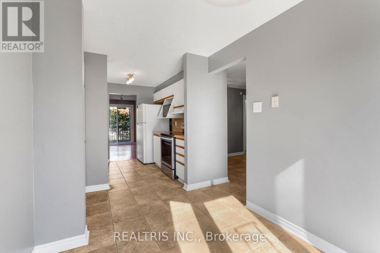 29041459/1598-meadowfield-place/chapel-hill/ottawa/ontario/K1C5V6_6