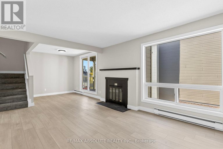 28995310/73b-750-st-andre-drive/hiawatha-parkconvent-glen/ottawa/ontario/K1C4R8_7