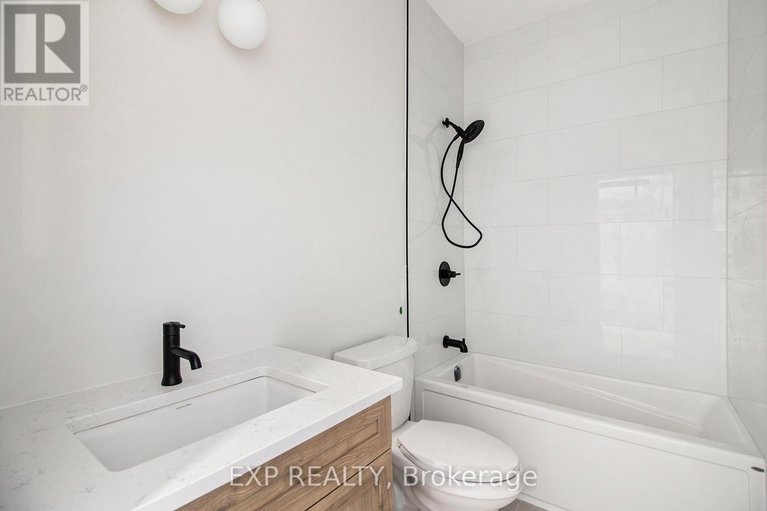 29596739/773-lacroix-road/clarencerockland-twp/clarence-rockland/ontario/K0A2A0_20