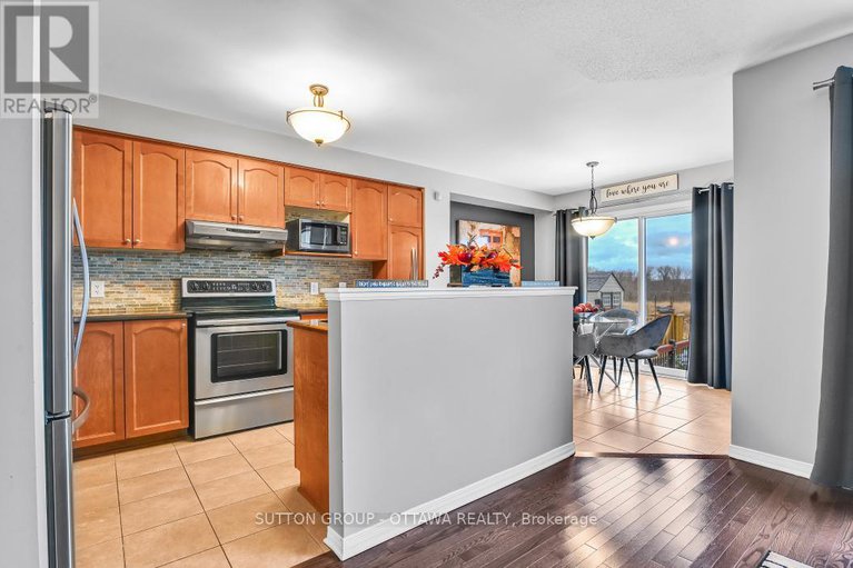 29107062/214-trail-side-circle/notting-hillsummerside/ottawa/ontario/K4A5B4_13