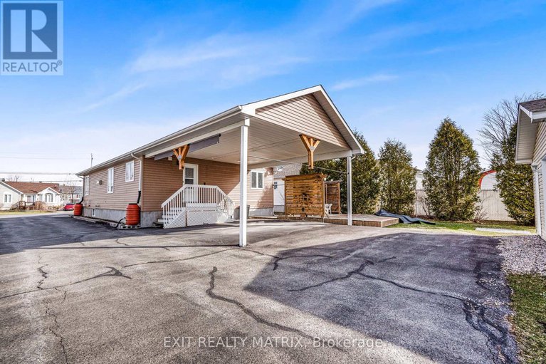 28191687/84-anik-street/alexandria/north-glengarry/ontario/K0C1A0_31