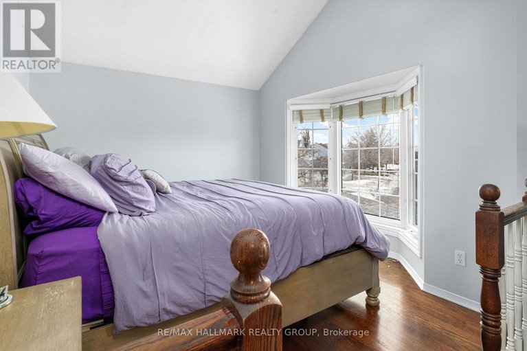 29631798/1421-talcy-crescent/fallingbrookridgemount/ottawa/ontario/K4A3C6_32