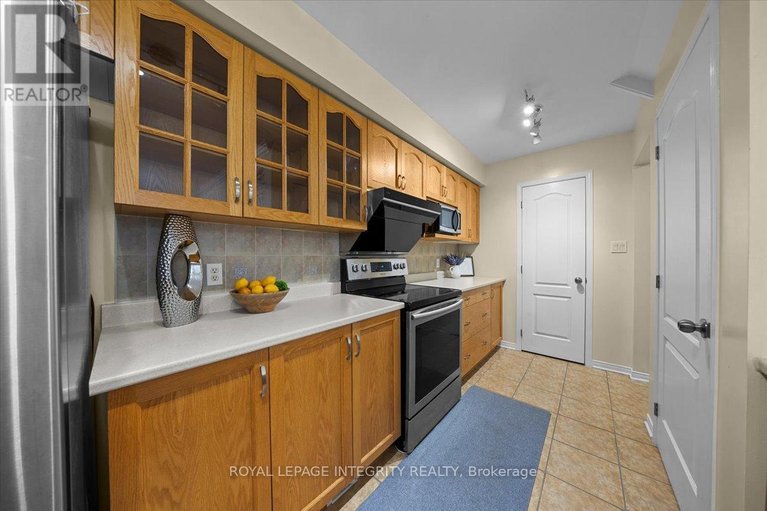 29623181/236-wabiskaw-private/stonebridge/ottawa/ontario/K2J0E5_8