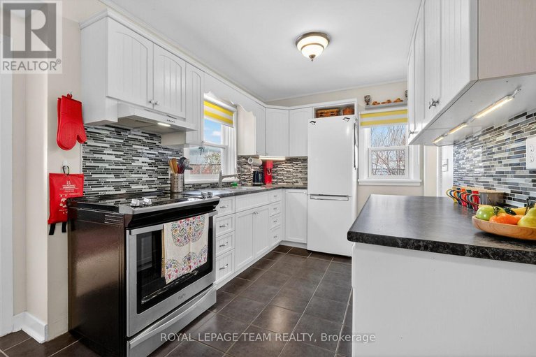 29179492/97-woodward-street/carleton-place/carleton-place/ontario/K7C1E7_12