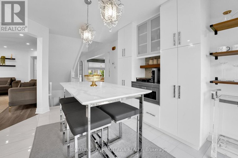 28504074/2163-johnston-road/hunt-club-park/ottawa/ontario/K1G5K2_21