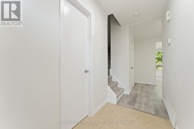 28732666/317-1441-palmerston-drive/carson-grove/ottawa/ontario/K1J8N9_3