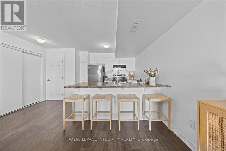 29615081/78-lyrid-private/half-moon-bay/ottawa/ontario/K2J6N3_12