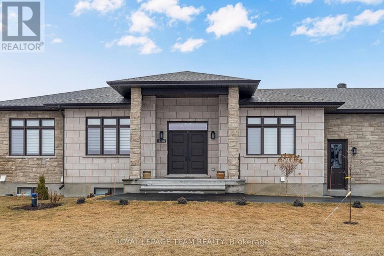 29539782/7125-still-meadow-way/greely/ottawa/ontario/K4P1B8_4