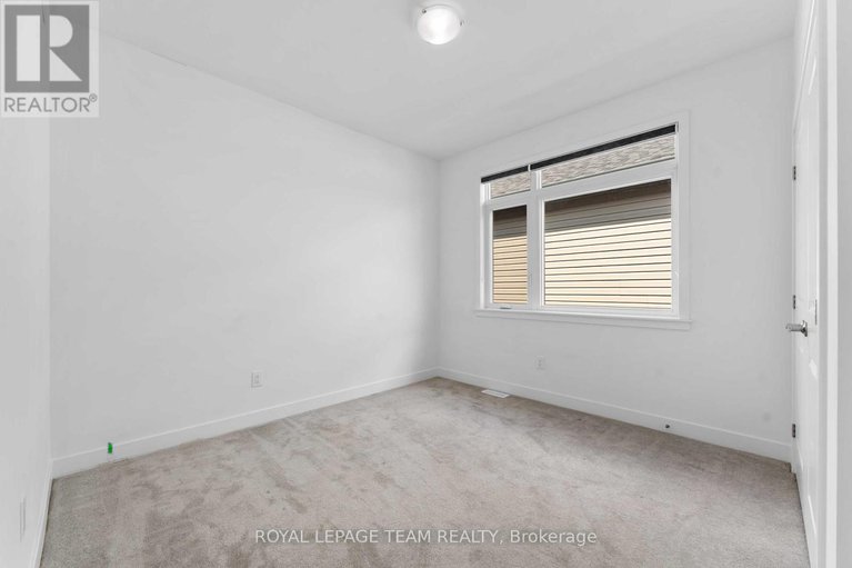 28910916/27-peony-lane/riverside-southgloucester-glen/ottawa/ontario/K4M0M3_28
