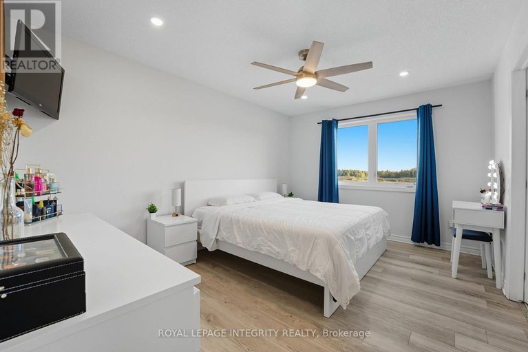 29038761/347-willow-aster-circle/avalon-west/ottawa/ontario/K4A1C6_16