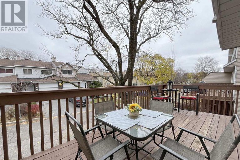 29093842/11-94-esterlawn-private/mckellar-heightsglabar-park/ottawa/ontario/K2A4C1_12