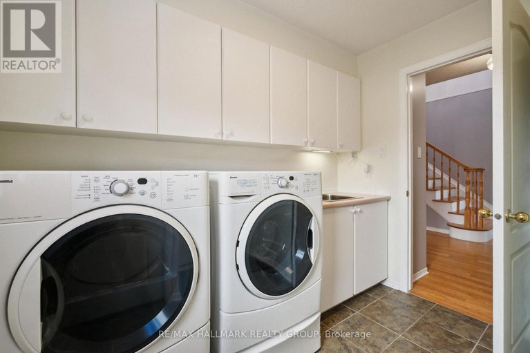 28723306/3034-courtyard-crescent/upper-hunt-club/ottawa/ontario/K1T3R7_15