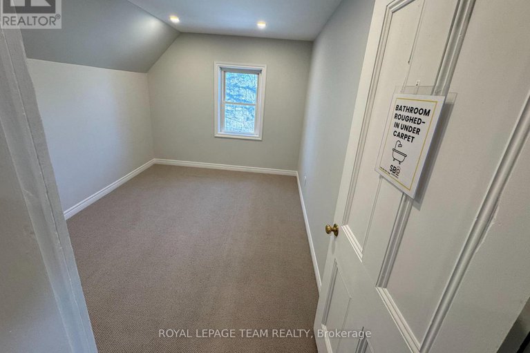 28826306/1022-bridge-street/manotick-east-to-manotick-station/ottawa/ontario/K4M1K4_24