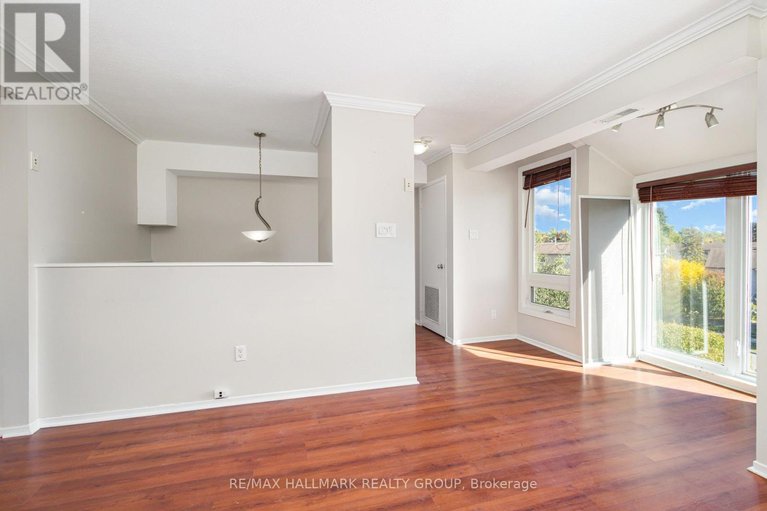 28992413/c-205-woodfield-drive/tanglewood/ottawa/ontario/K2G4P2_7