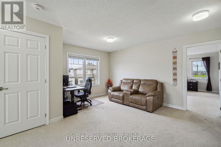 29069395/101-reliance-ridge/emerald-meadowstrailwest/ottawa/ontario/K2V0R4_24