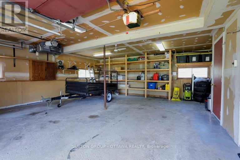 28548965/223-des-outaouais-street/town-of-rockland/clarence-rockland/ontario/K4K1G2_35