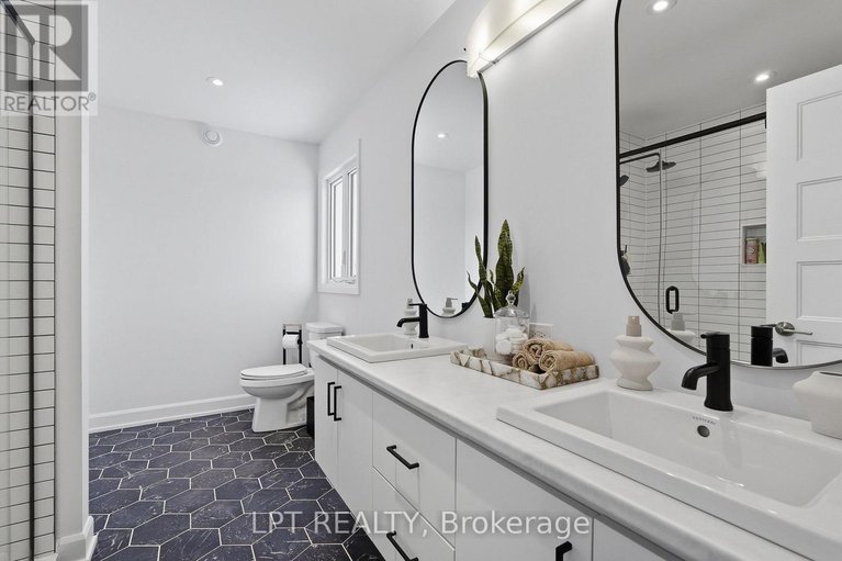 29345718/301-moonlight-drive/russell-twp/russell/ontario/K4R0L1_24