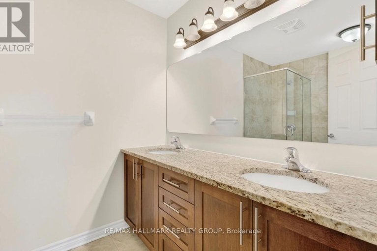 29412977/401-1201-ohio-street/billings-bridge/ottawa/ontario/K1H0A1_21