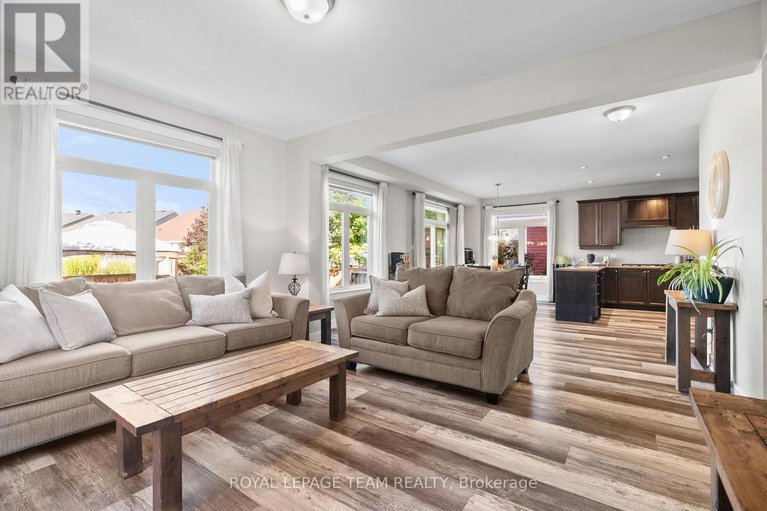 28868427/165-bonnyley-crescent/north-grenville-twp-kemptville-south/north-grenville/ontario/K0G1J0_10