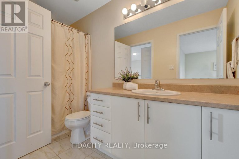28056296/128-cedardown-private/stonebridge/ottawa/ontario/K2J0W2_14