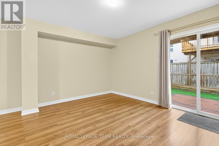 29079395/114-wharhol-private/westcliffe-estates/ottawa/ontario/K2H1G6_30