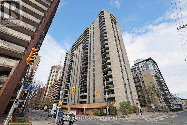 28302489/1701-470-laurier-avenue-w/ottawa-centre/ottawa/ontario/K1R7W9_1