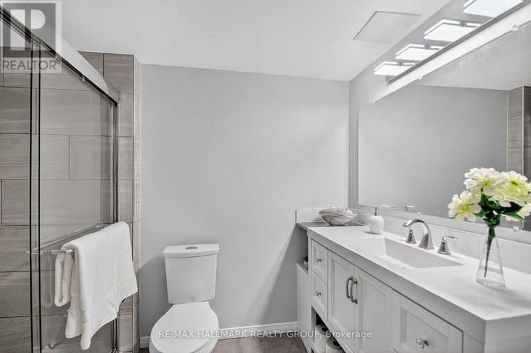 28923728/878-kilbirnie-drive/half-moon-bay/ottawa/ontario/K2J6G5_27