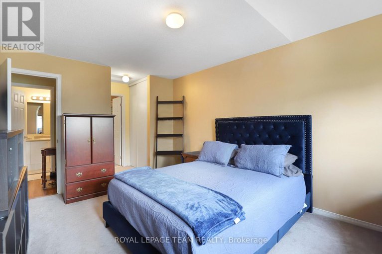 28924871/11-saffron-court/longfields/ottawa/ontario/K2J4R7_12