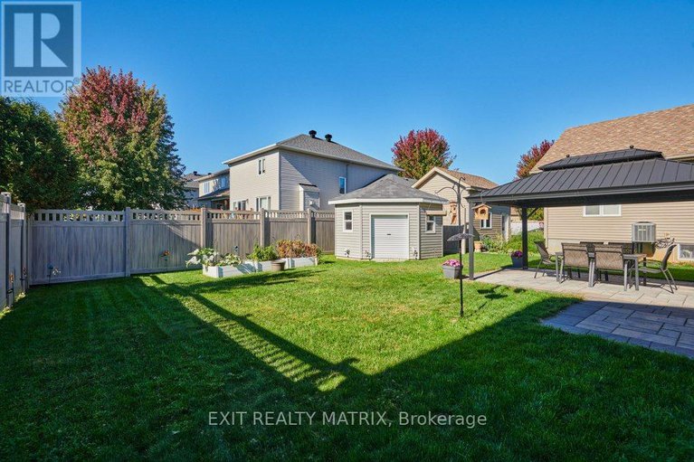 29329751/106-cobblestone-drive/village-of-russell/russell/ontario/K4R0B2_42