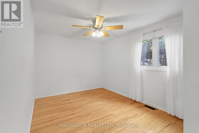 28394819/1871-greenacre-crescent/beacon-hill-south/ottawa/ontario/K1J6S7_19