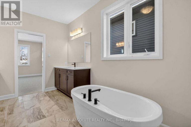 29285479/662-fisher-street/north-grenville-twp-kemptville-south/north-grenville/ontario/K0G1J0_29