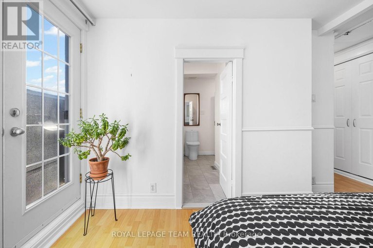 29645613/45-springfield-road/lindenlea/ottawa/ontario/K1M1C8_13